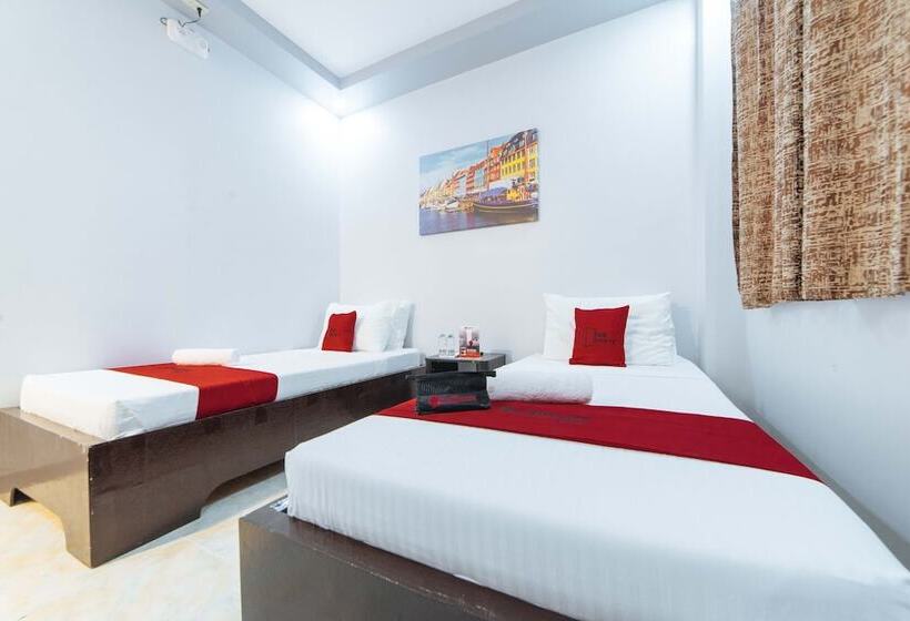 פנסיון Reddoorz Near Notre Dame Of Dadiangas University