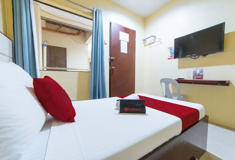 פנסיון Reddoorz Near Notre Dame Of Dadiangas University