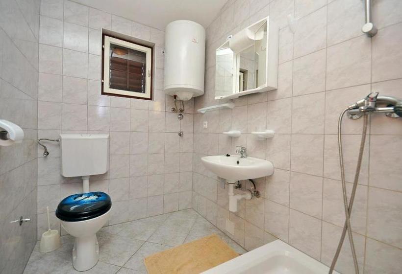 Apartments Renato