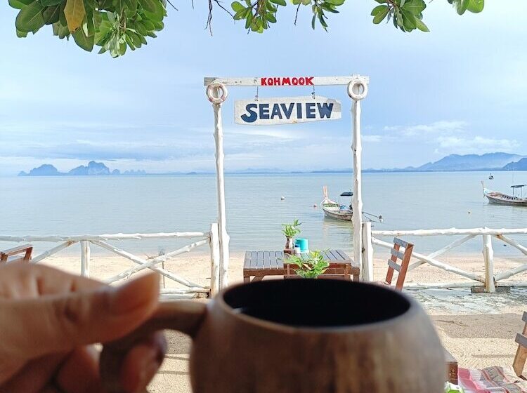 پانسیون Kohmook Seaview Bungalow