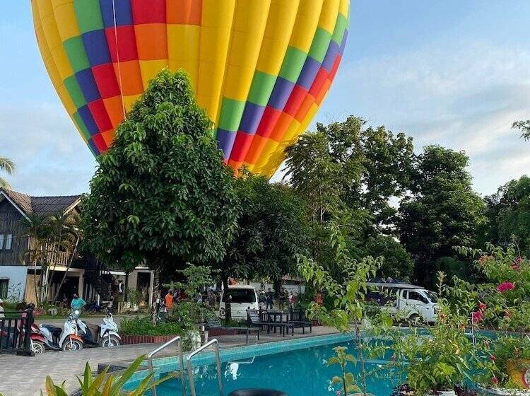 هتل Sansan Resort