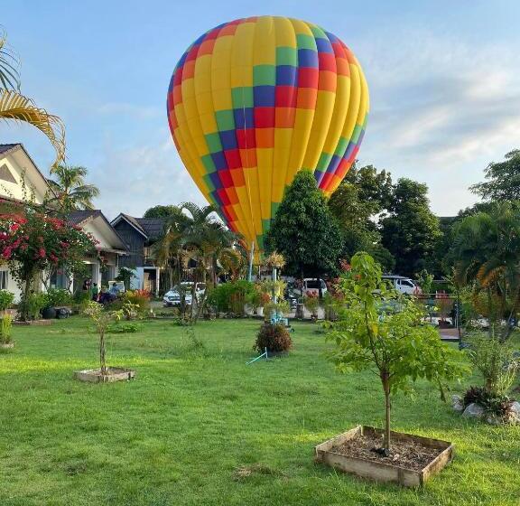 هتل Sansan Resort