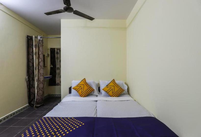 Отель Spot On 62662 Shree Varai Krupa Guest House