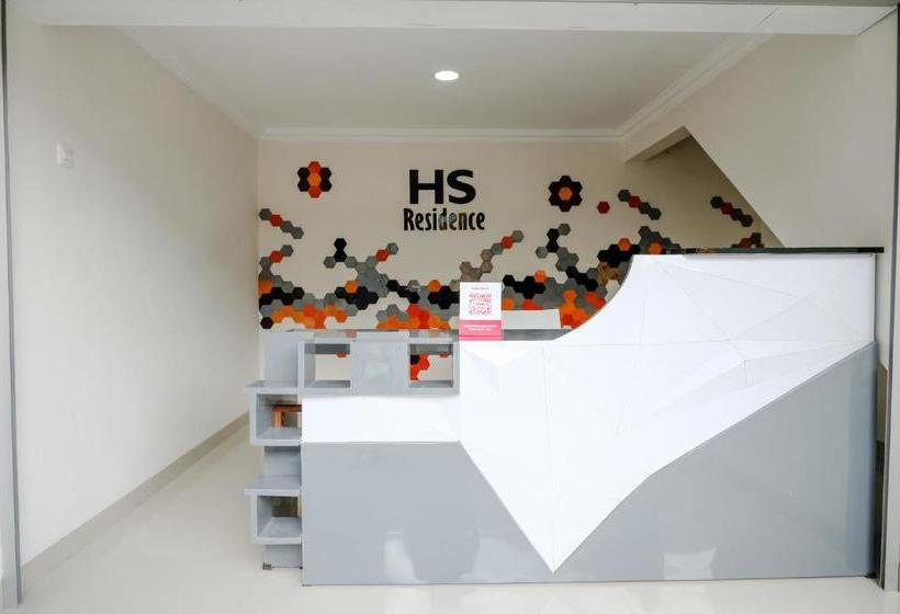 בית מלון כפרי Oyo 2140 Hs Residence