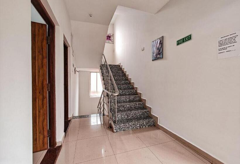 هتل Vibes Inn