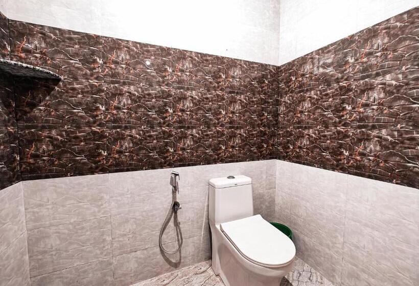 هتل Vibes Inn