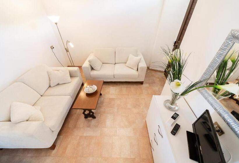 فندق Agriturismo Podere Coldifico