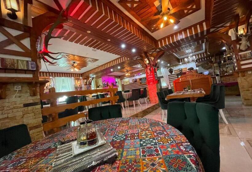 هتل Cabana Sura Getilor Arinis