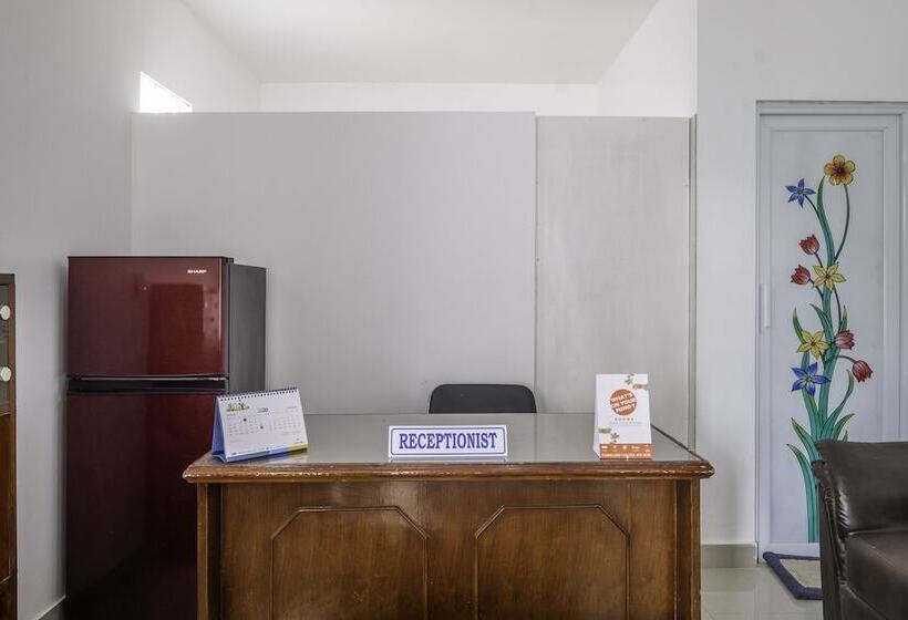 هتل Oyo 2391 Baladewa Residence Syariah