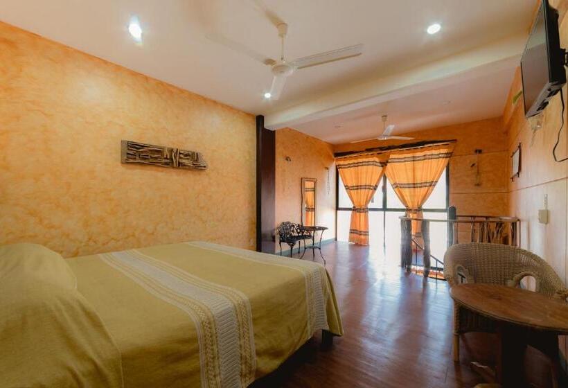 Madre Tierra Hotel & Coworking & Hostal