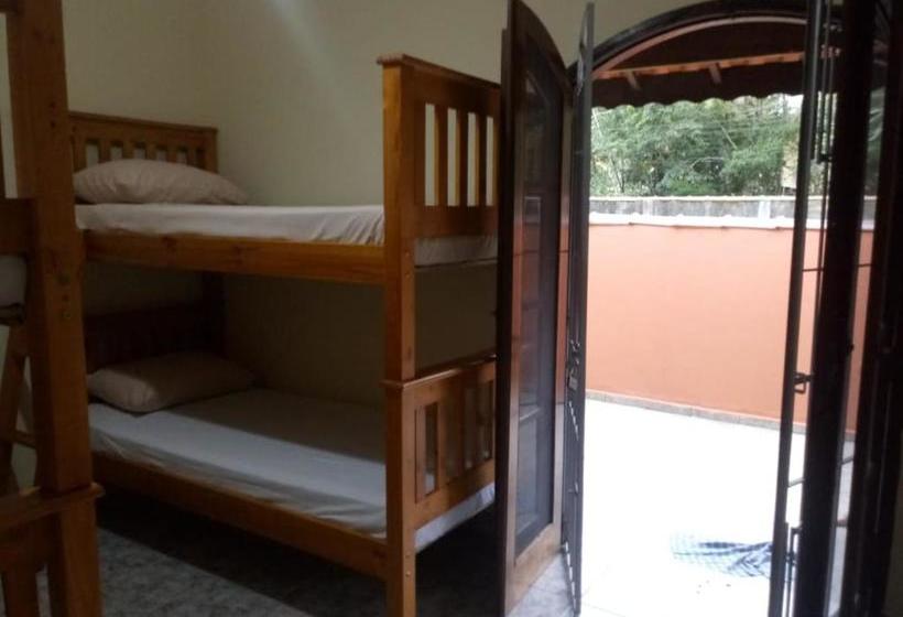 ペンション Pousada Maktüb