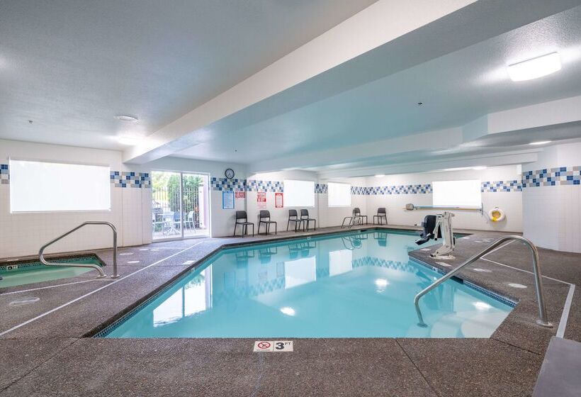 Best Western Lake Oswego Hotel & Suites