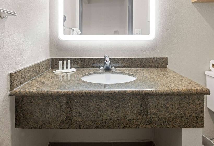 Hotel Days Inn By Wyndham San Diegoeast/el Cajon