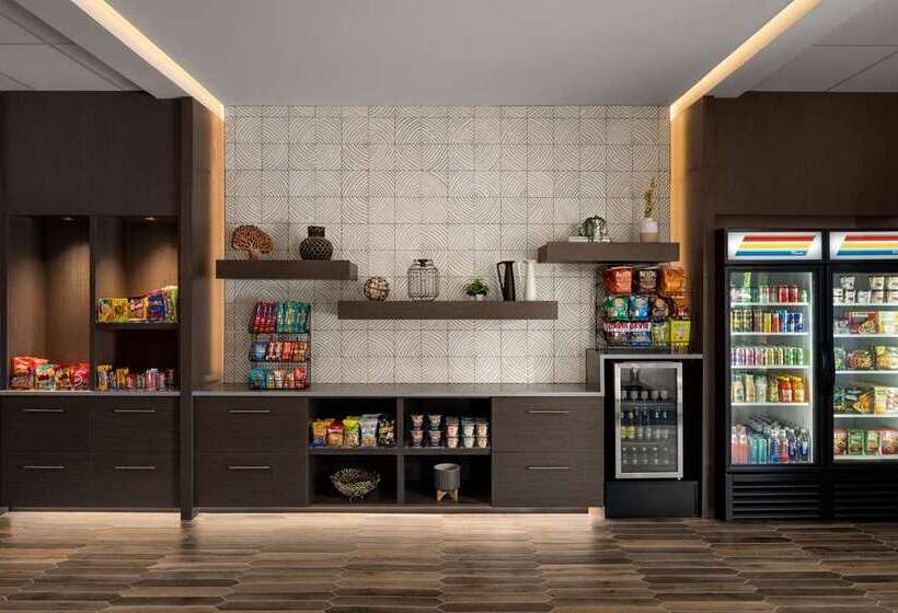 فندق Doubletree By Hilton Salem