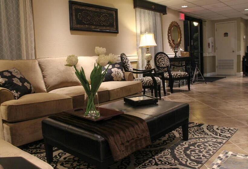 فندق Grand View Inn & Suites