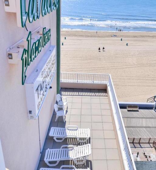 هتل Paradise Plaza Inn