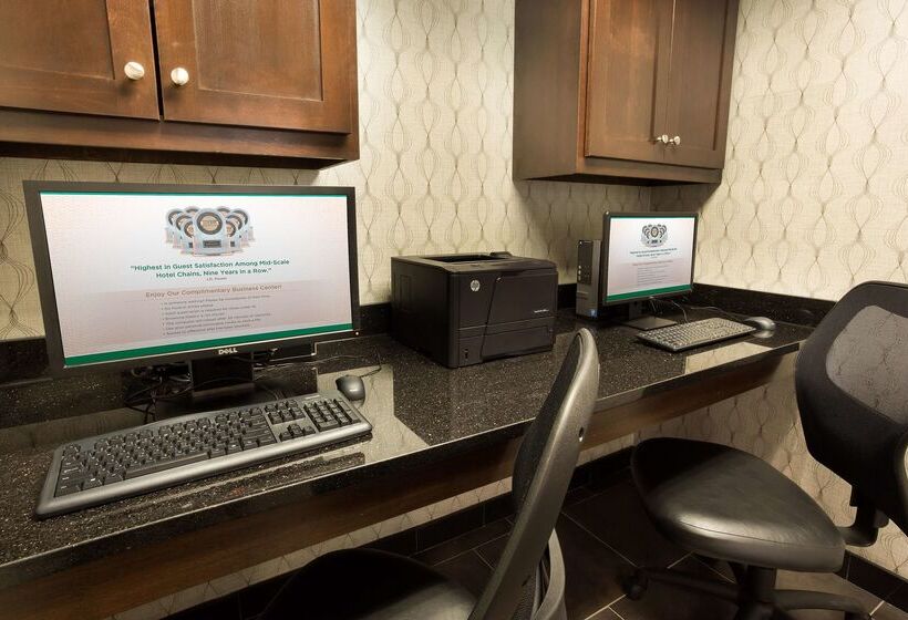 هتل Pear Tree Inn San Antonio Airport