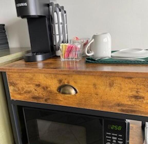 ホテル Pikes Peak Paradise Bed And Breakfast
