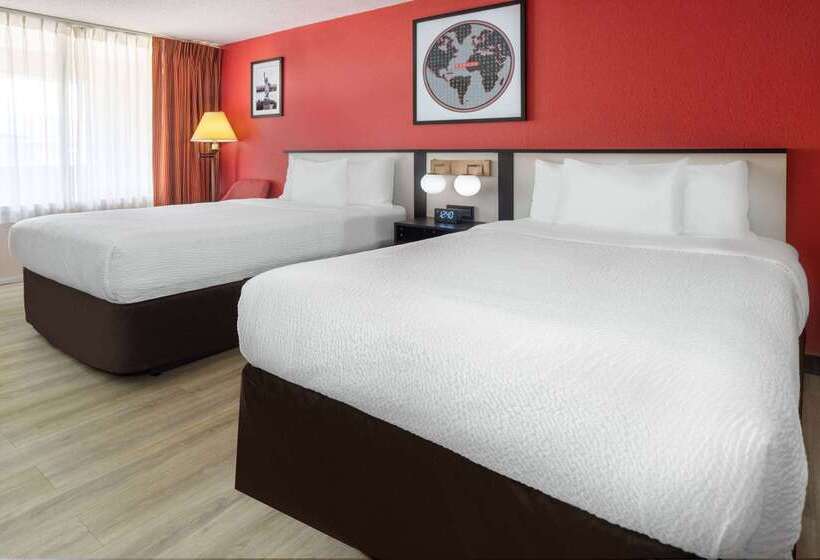 فندق Ramada By Wyndham Rome / Verona
