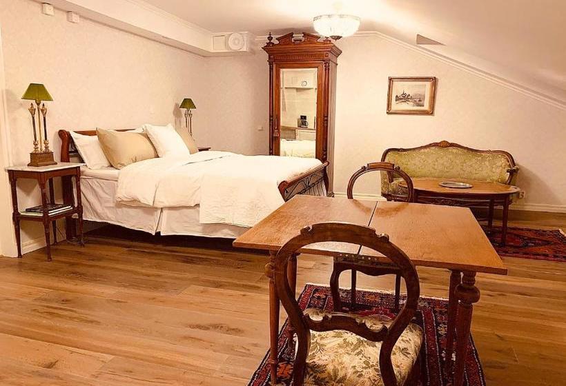 צימר Herrgardshotellet I Laxå