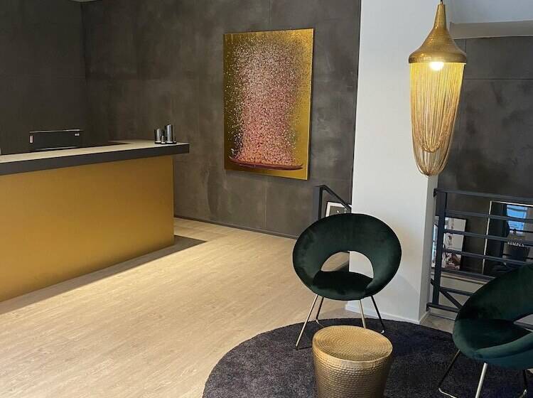 ベッドアンドブレックファースト Boutique Hotel Q8 By Simplex