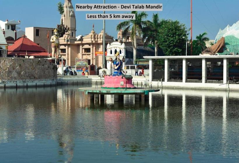 فندق Oyo 49095 K Fort