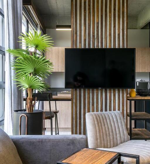 هتل Factory Lofts