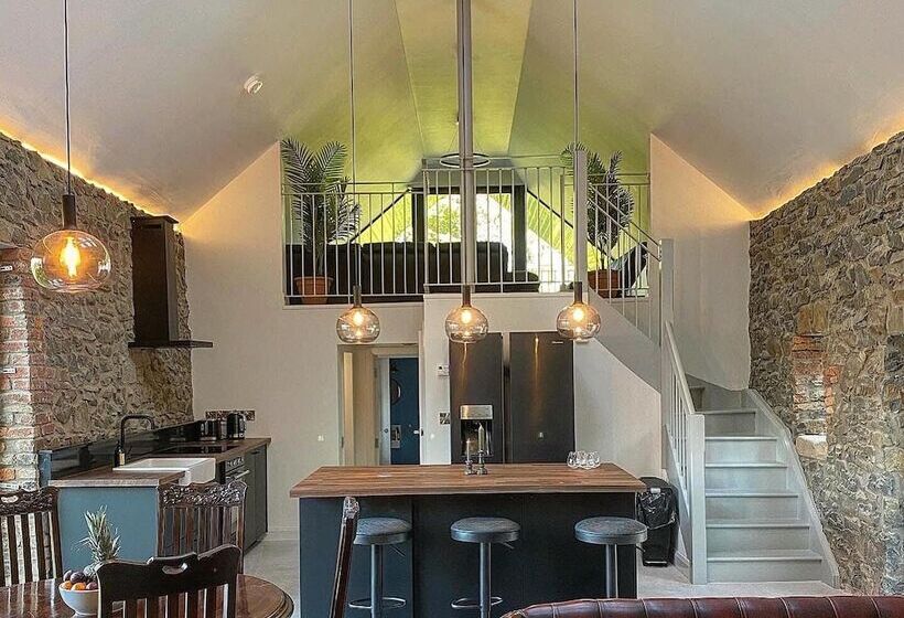 ホテル The Old Bushmills Barn