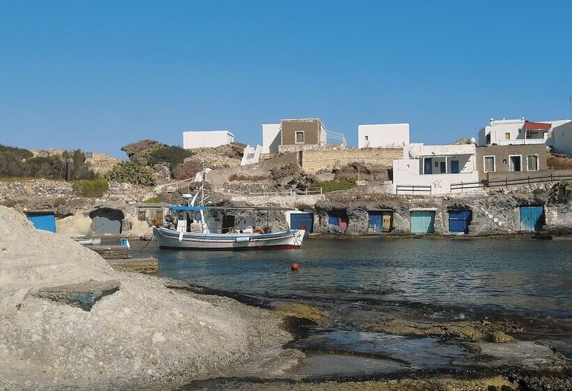 پانسیون The Elephant Goupa Beach
