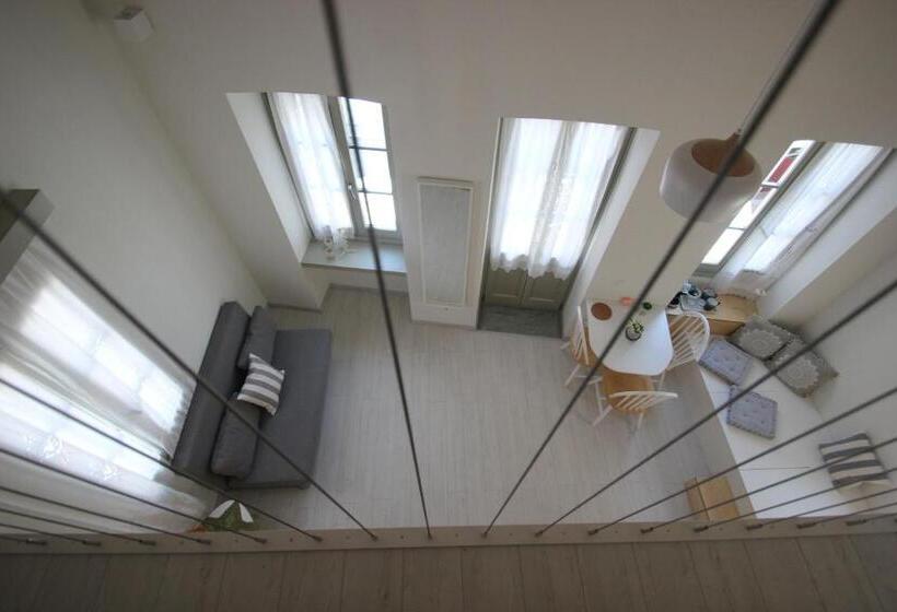 تختخواب و صبحانه L Anima Boutique Suites