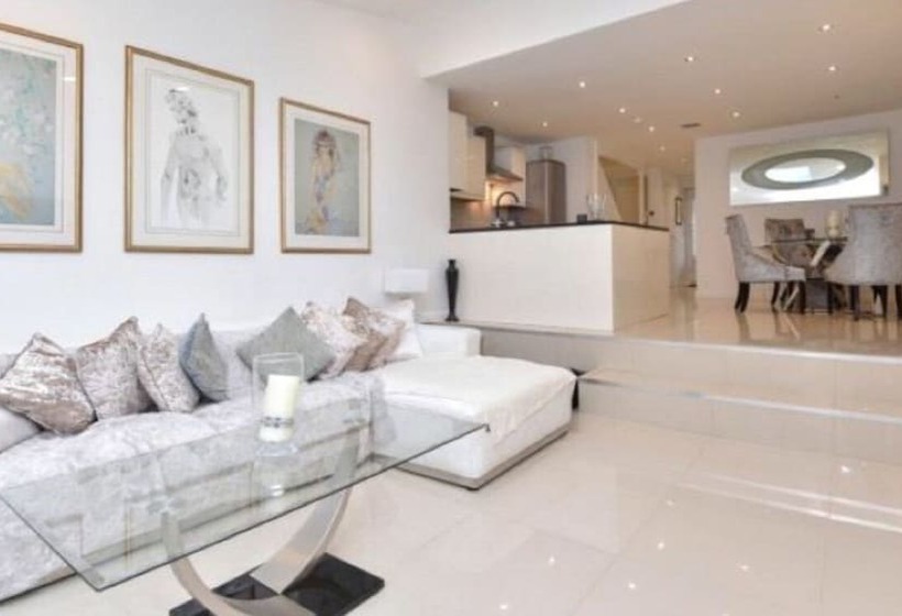 Weybridge Home