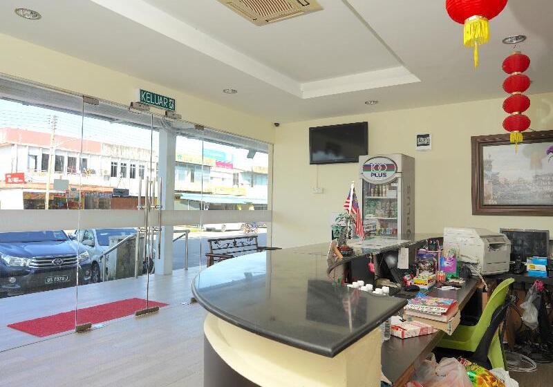 هتل Utama Inn By Oyo Rooms