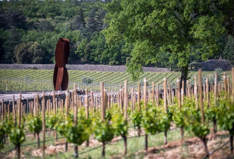 بنسيون Commanderie De Peyrassol