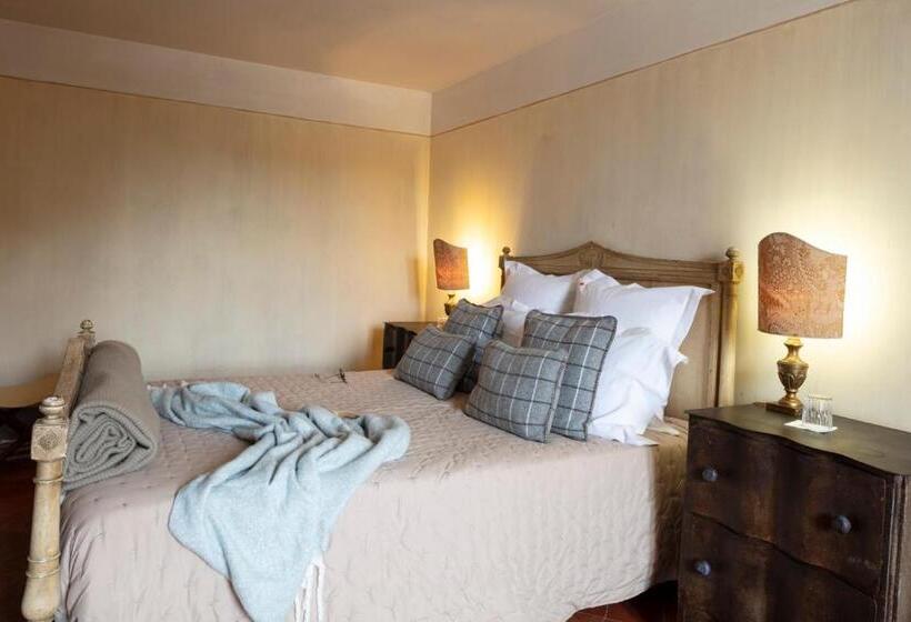 بنسيون Commanderie De Peyrassol