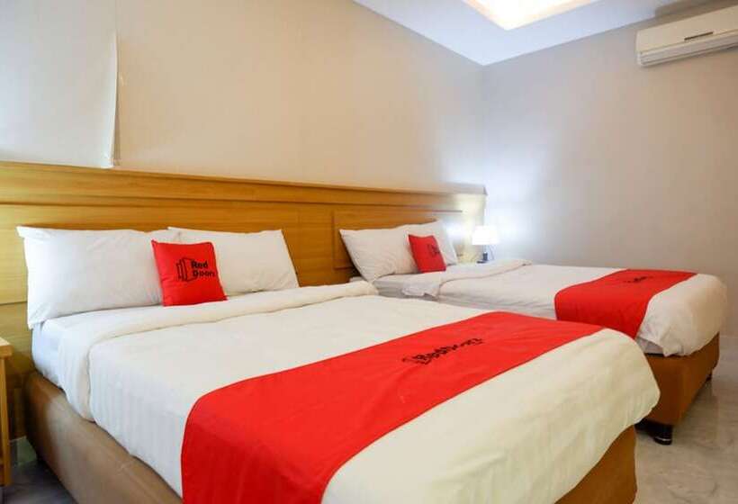 펜션 Reddoorz Plus At Hotel Srikandi Kendari