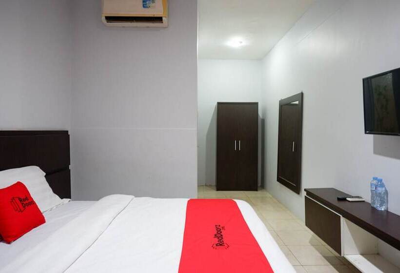 펜션 Reddoorz Plus At Hotel Srikandi Kendari