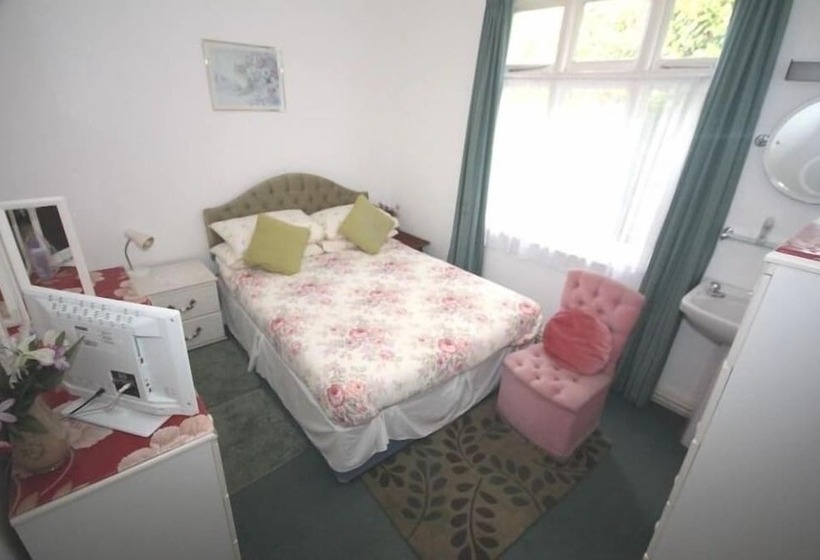 住宿加早餐  El Tabora Guest House