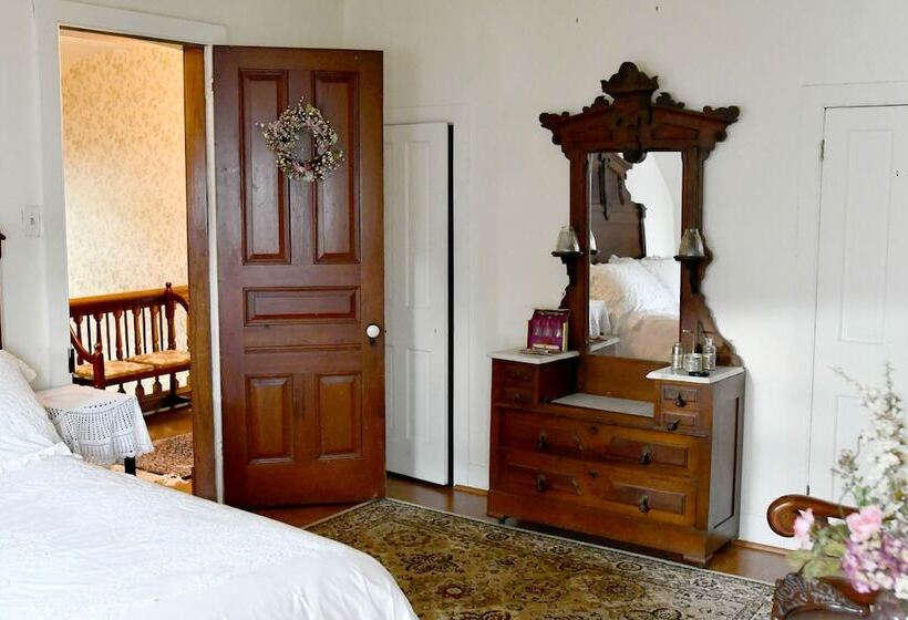 Gillis Grier Bed & Breakfast