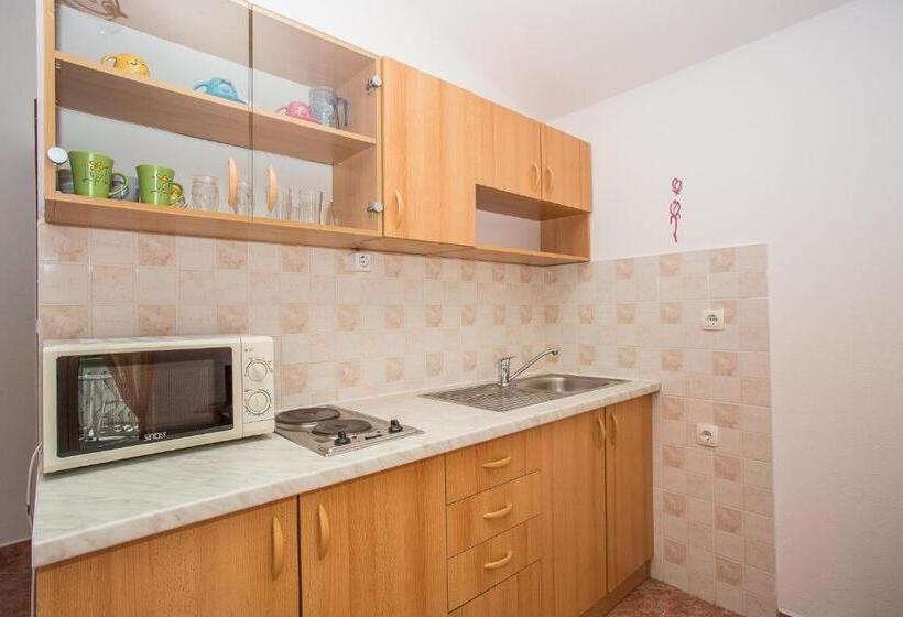 بنسيون Apartments Bionda