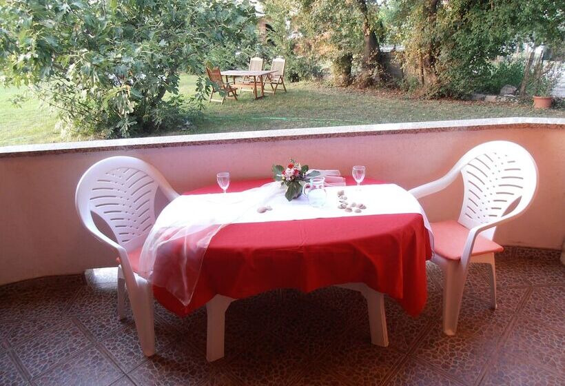Villa Linet