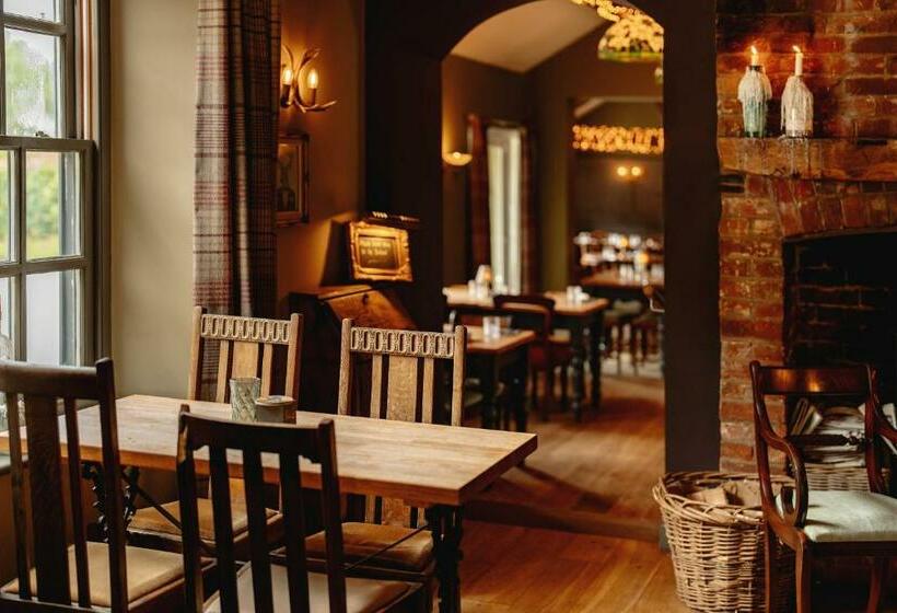 צימר Wheatacre White Lion