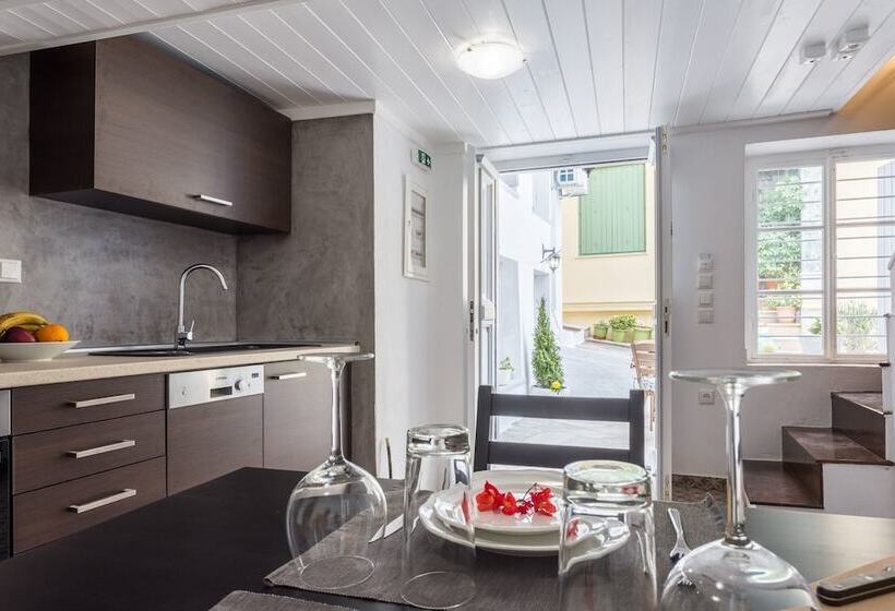 Evagelia Villas And Apartments