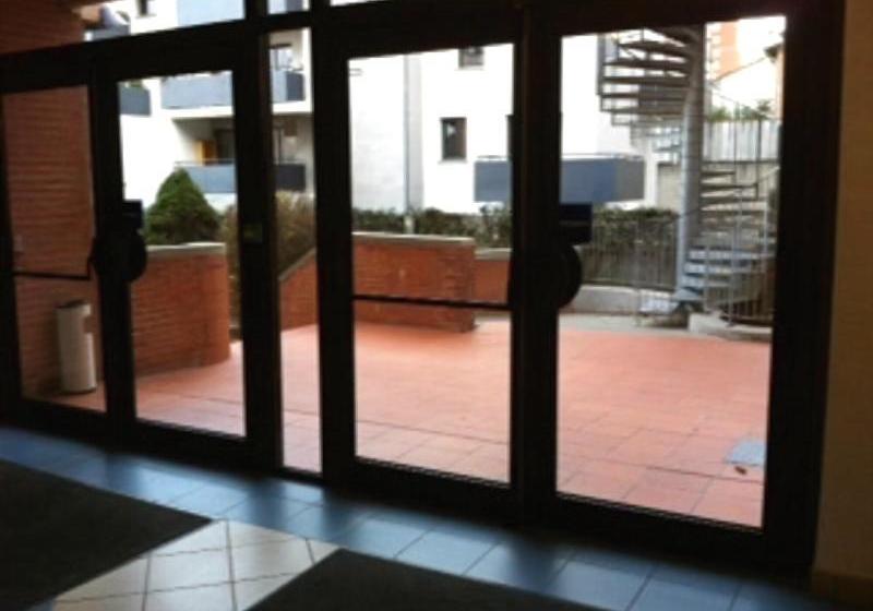 فندق Kyriad Direct Montauban Centre