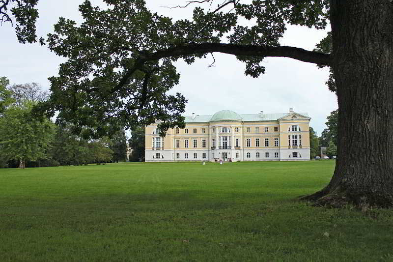 هتل Mezotnes Palace