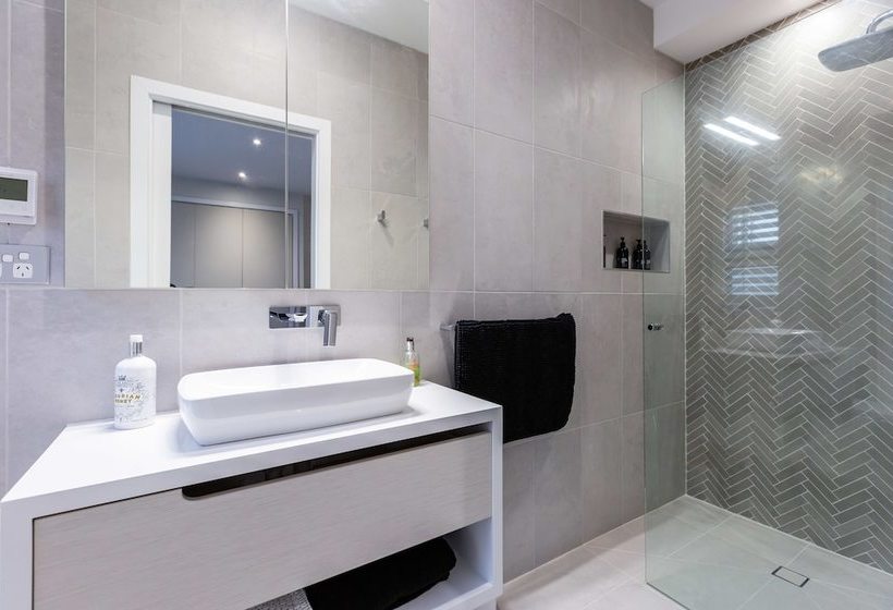 Hotham, 2bdr North Melbourne Apartment