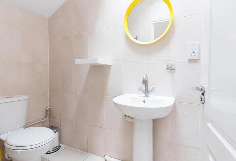 Пансион Tooting Broadway Studios & Rooms By Dc London Rooms