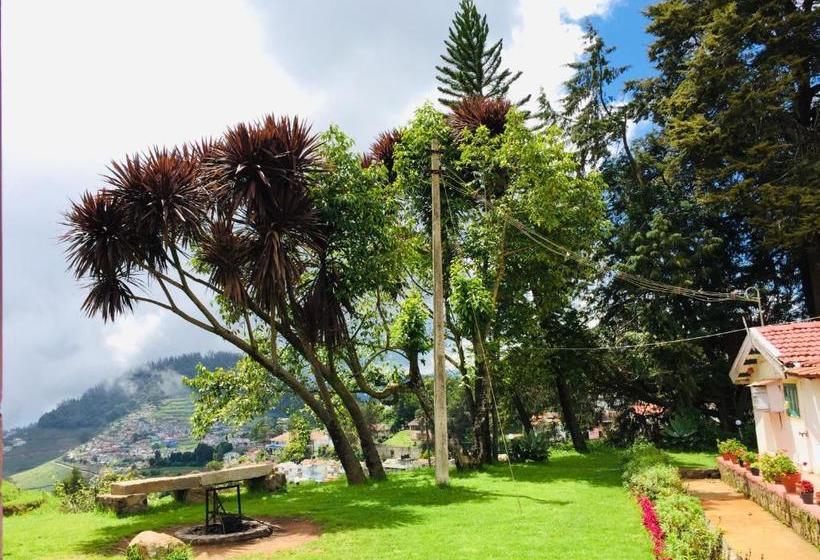 استراحتگاه Hill Top Individual Cottage Ooty