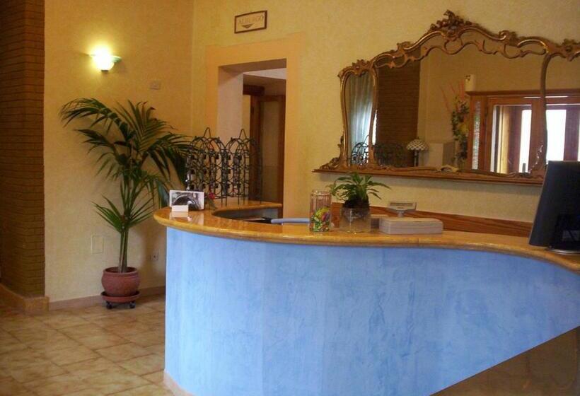 호텔 Albergo Ristoranteparco Alle Nocitra La Cascata Delle Marmore,labro E Valle Santa Di S Francesco