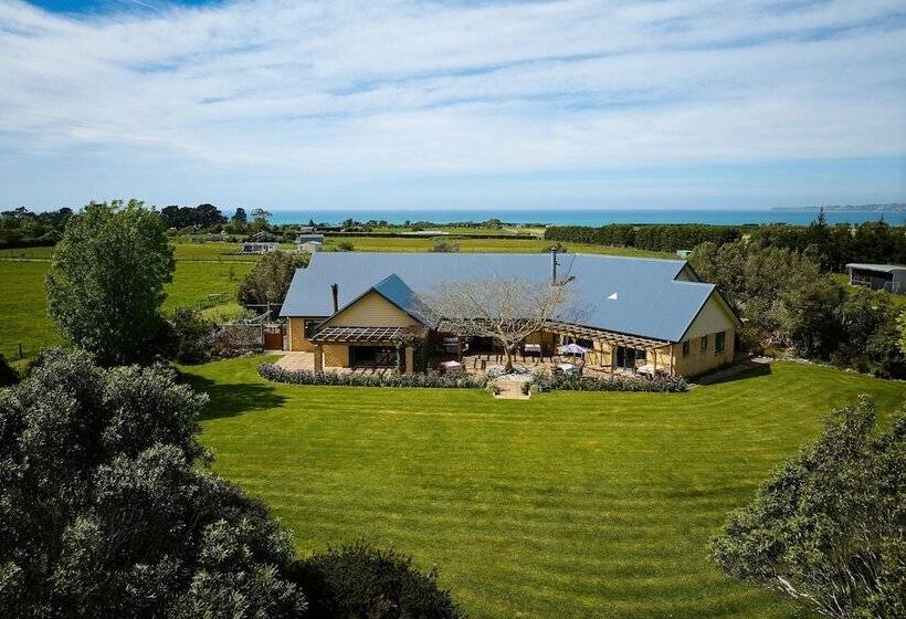 هتل Awatea Country Bed & Breakfast