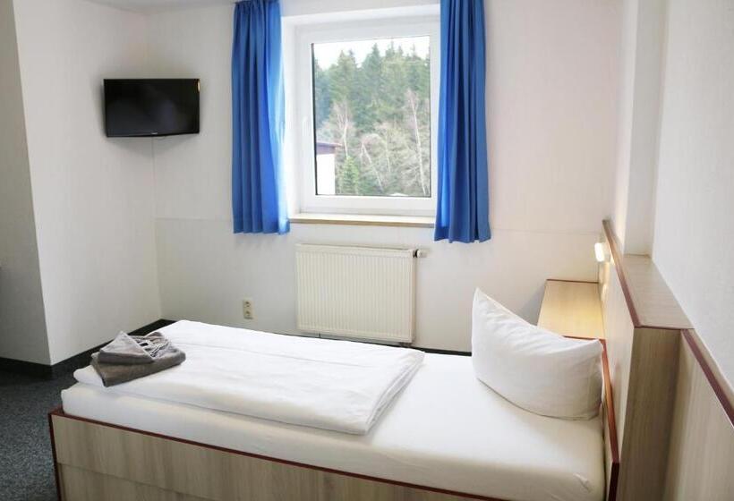 هتل Sportpark Rabenberg